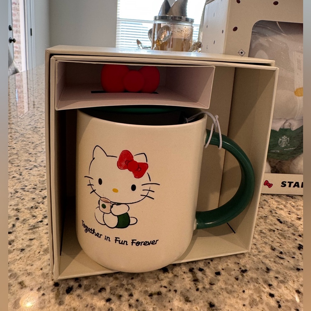 Starbucks Hello Kitty Mug